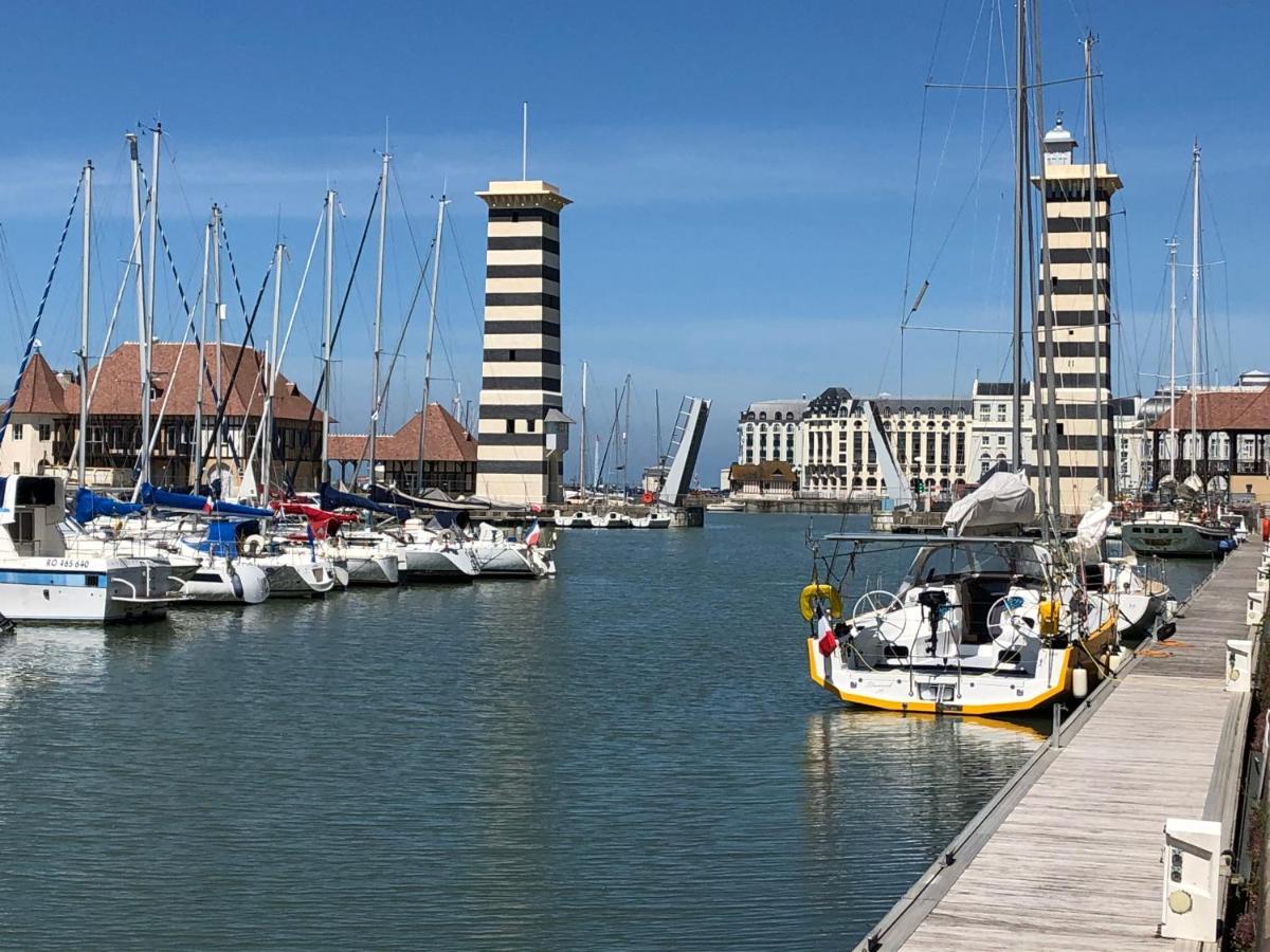 Magnifique Appartement de charme à Trouville sur Mer Extérieur photo